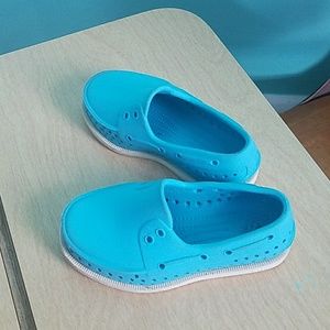 Native toddler size 8